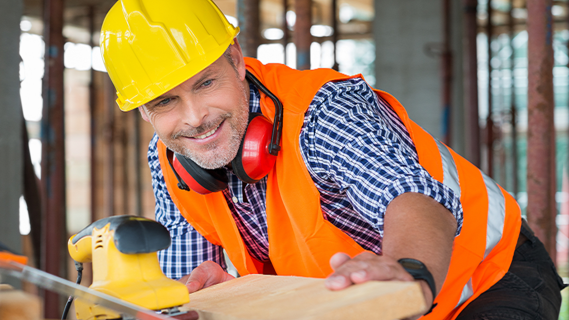 Carpenteru Abu Dhabi Journey